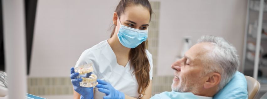 cuanto dura un implante dental